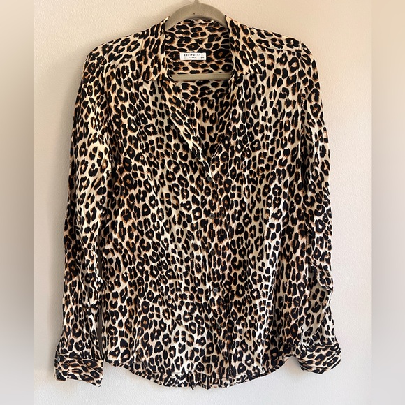 Equipment Leopard Print 100% Silk Button-Down Shirt Women’s Size Medium - Picture 1 of 4